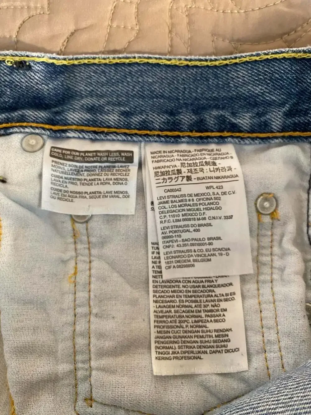Levi's 517 Bootcut Jeans Medium Wash Denim Size 32x36